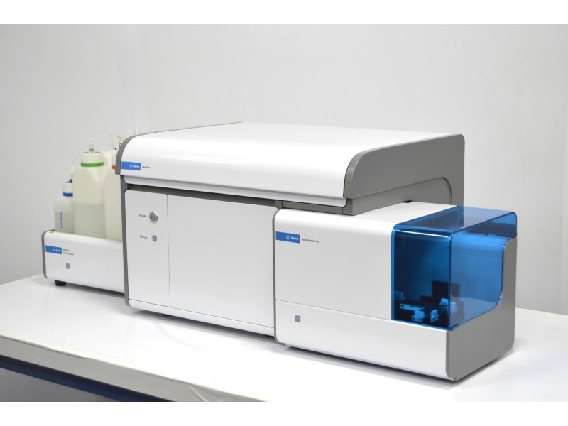 Agilent NovoCyte 3000 Flow Cytometer (3)Lasers/(13)Colors/(7)Detectors w/ NovoSampler Pro & Fluidics Station