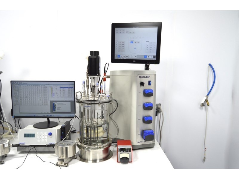 Eppendorf BioFlo 320 Dual Bioreactor System w/ 10L Vessels, MC 1200 Chiller, DASGIP OD4 & Exhaust Gas Modules