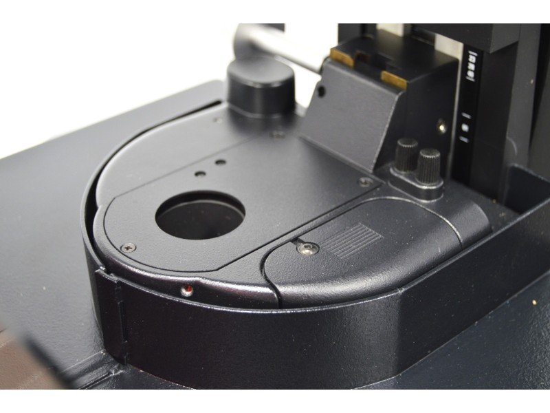 Leica DMi8 THUNDER Imager Motorized Inverted Fluorescence Microscope w/ Adaptive Focus Control