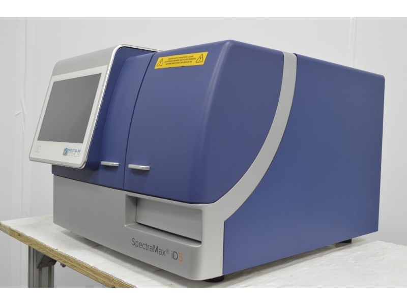 Molecular Devices SpectraMax iD5 Multi-Mode Microplate Reader w/ Injector System