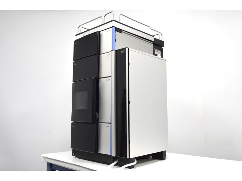 Thermo Scientific Vanquish Flex Quaternary UHPLC System w/ Diode Array & Fluorescence Detectors Unit 5