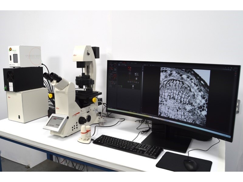 Leica THUNDER DMi8 Inverted Autofocus Fluorescence Motorized Microscope