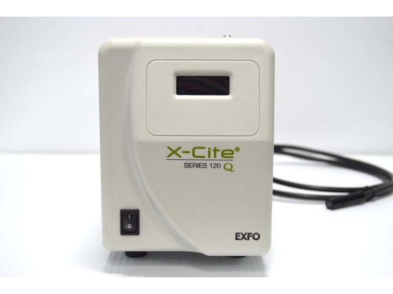 Zeiss Axio Examiner.D1 Fluorescence Dodt Gradient Contrast Upright Water Dipping Microscope with Anti-Vibration Table (New Filters)