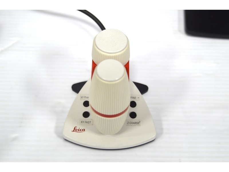 Leica DMi8 Inverted LED Fluorescence Motorized Microscope w/ Adaptive Focus Control (New Filters)