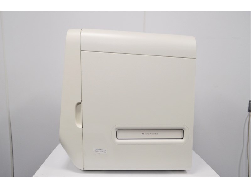 Thermo ABI QuantStudio 7 Flex Real-Time PCR - Featuring 96 well 0.2ml Thermocycler Block