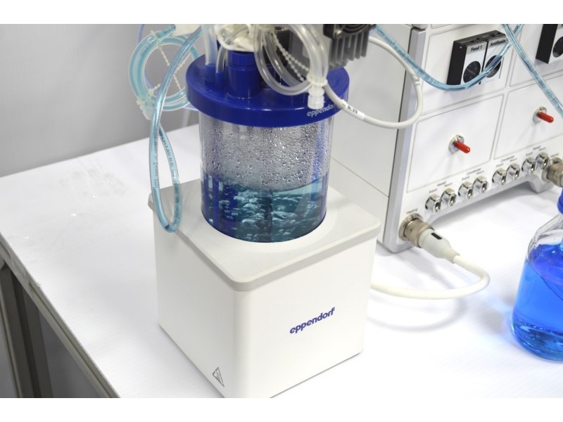 Eppendorf SciVario Twin Fermenter/Bioreactor Control System