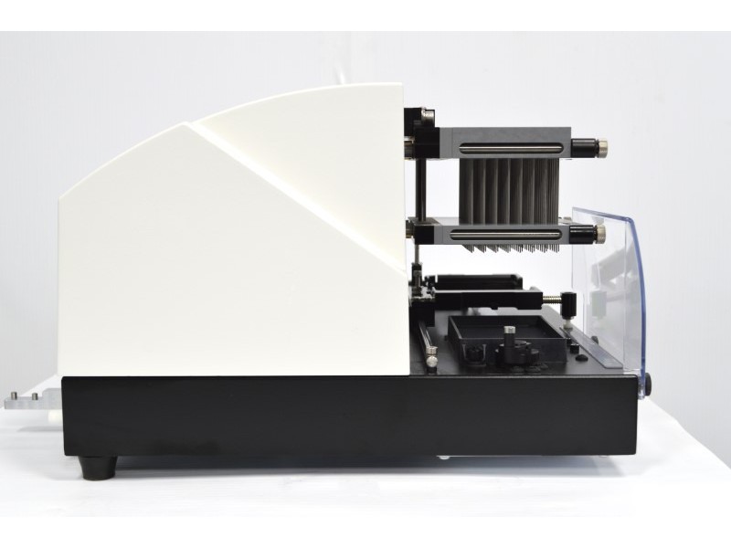 BioTek 405 Select DW Microplate Washer ELx405UD