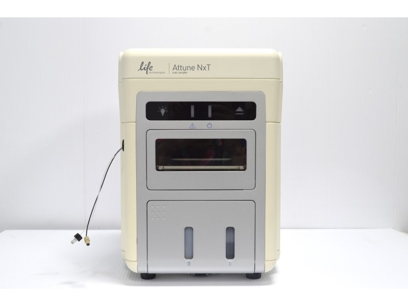 Thermo Attune NxT Acoustic Focusing Cytometer (4)Lasers/(14) Colors/(16)Detectors w/ Autosampler Unit 6
