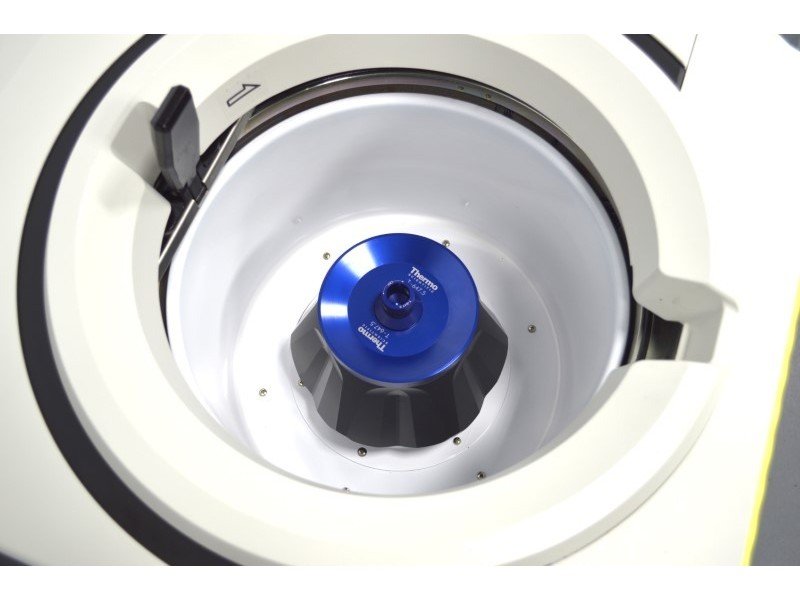 Thermo Scientific Sorvall WX 80+ Ultracentrifuge 0...40DegC w/ T-647.5 Rotor