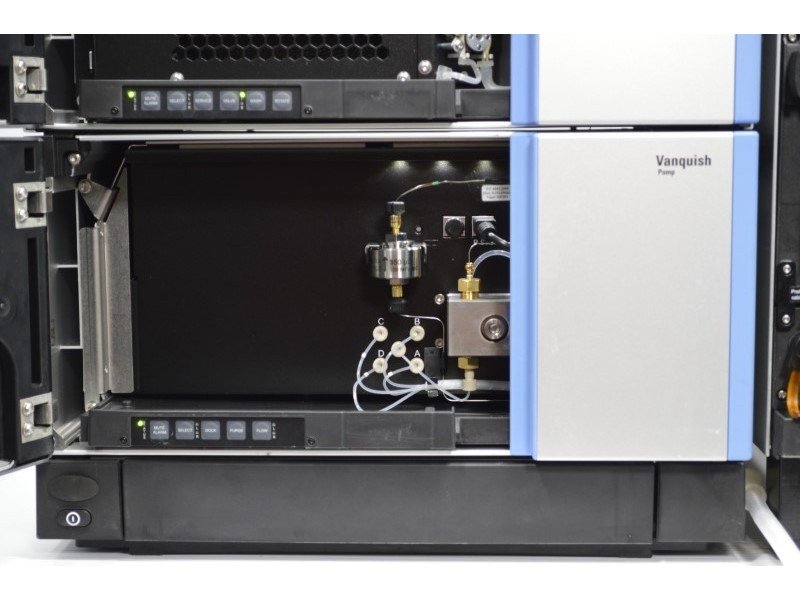 Thermo Scientific Vanquish Horizon/Flex Quaternary HPLC System with Diode Array, Fluorescence Detectors & Fraction Collector Thermo Scientific Vanquish Horizon/Flex Quaternary HPLC System with Diode Array, Fluorescence Detectors & Fraction Collector