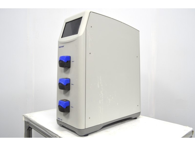Eppendorf BioFlo 120 Bioprocess Control Station, (TMFC 20 SLPM) w/ 3-Liter Glass Vessel