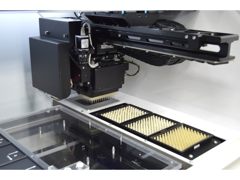 Molecular Devices QPix 420 Colony Picker