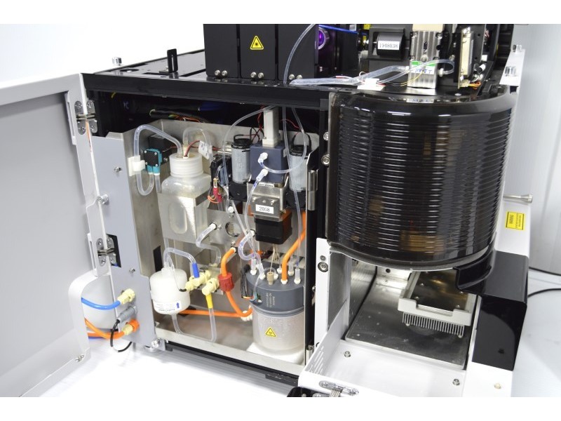 Cytek Aurora Flow Cytometry System (3)Lasers/(38)Fluorescence Channels/(41)Detector