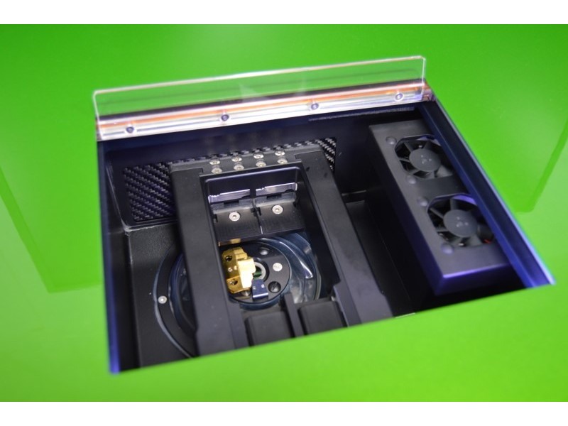 Miltenyi Biotec MACSQuant Tyto Cell Sorter (3)Lasers/(8)Fluorescence Channels/(10)Detectors