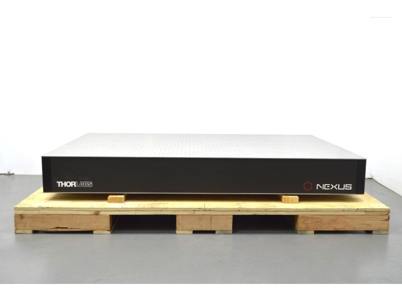 ThorLabs Nexus 4' x 6' Optical Air Isolating Table, 8.3’’ Thick, w/ 700m PTS602 Active Self‑Leveling Support Legs