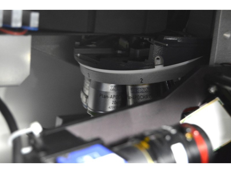 Zeiss Axioscan 7 Slide Scanner For Brightfield & Fluorescence Applications w/ Colibri 7 Solid-State Light Source
