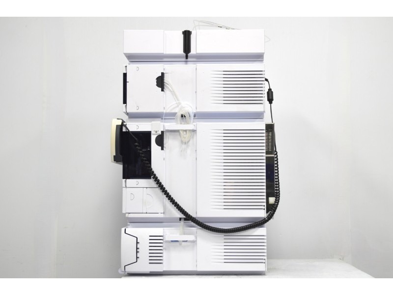 Agilent 1260 Infinity ll LC System w/ Variable Wavelength and Refractive Index Detectors