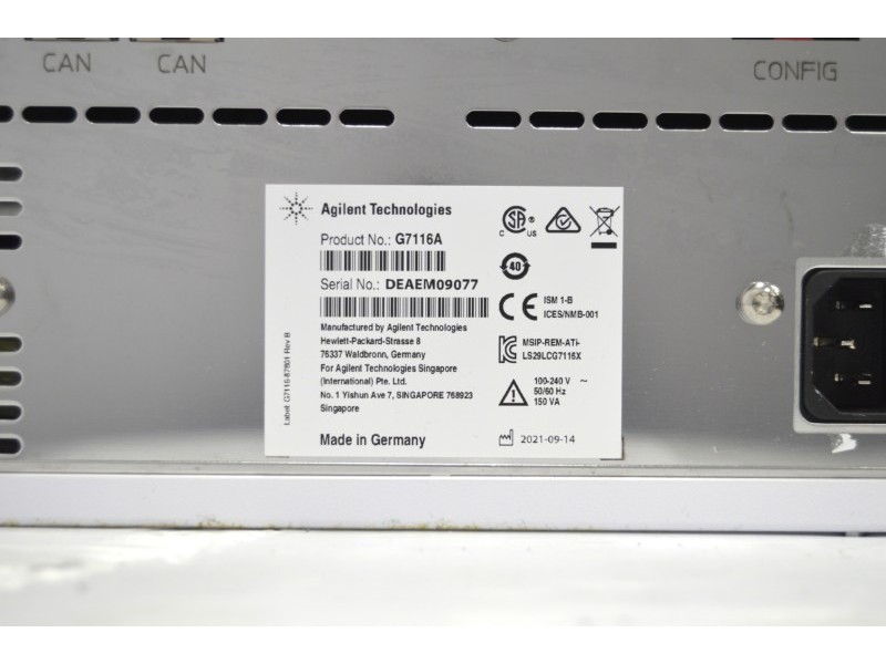 Agilent 1260 Infinity ll LC System w/ Variable Wavelength and Refractive Index Detectors