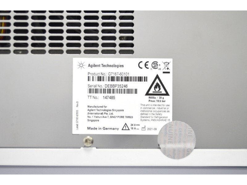 Agilent 1260 Infinity ll LC System w/ Variable Wavelength and Refractive Index Detectors