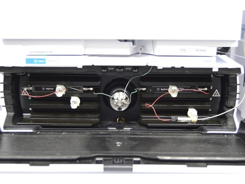 Agilent 1260 Infinity ll LC System w/ Variable Wavelength and Refractive Index Detectors Unit 2