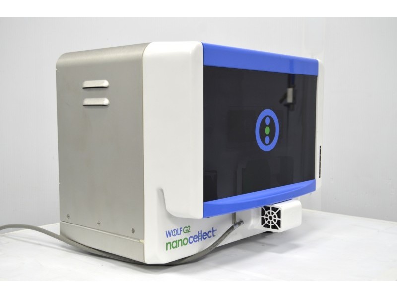 NanoCellect Biomedical Wolf G2 Cell Sorter w/ Chiller-Stirrer Accessory