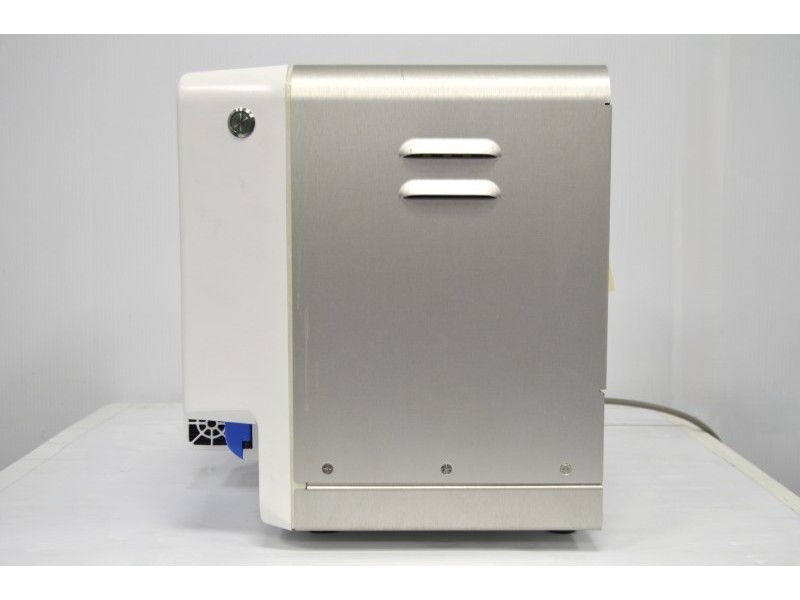 NanoCellect Biomedical Wolf G2 Cell Sorter w/ Chiller-Stirrer Accessory