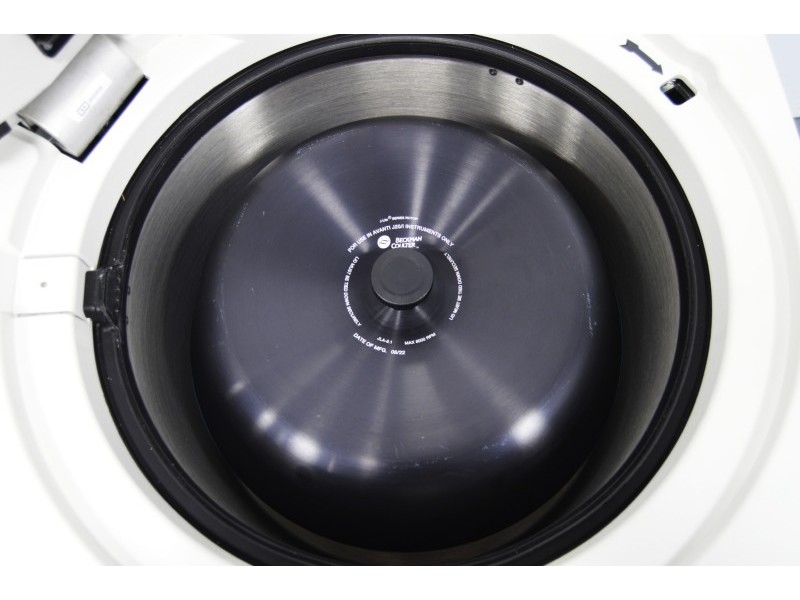 Beckman Avanti JXN-26 Refrigerated Centrifuge (Made in 2022) w/ JLA-8.1000 Rotor 