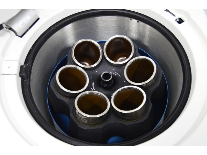 Beckman Avanti JXN-26 Refrigerated Centrifuge (Made in 2022) w/ JLA-8.1000 Rotor 