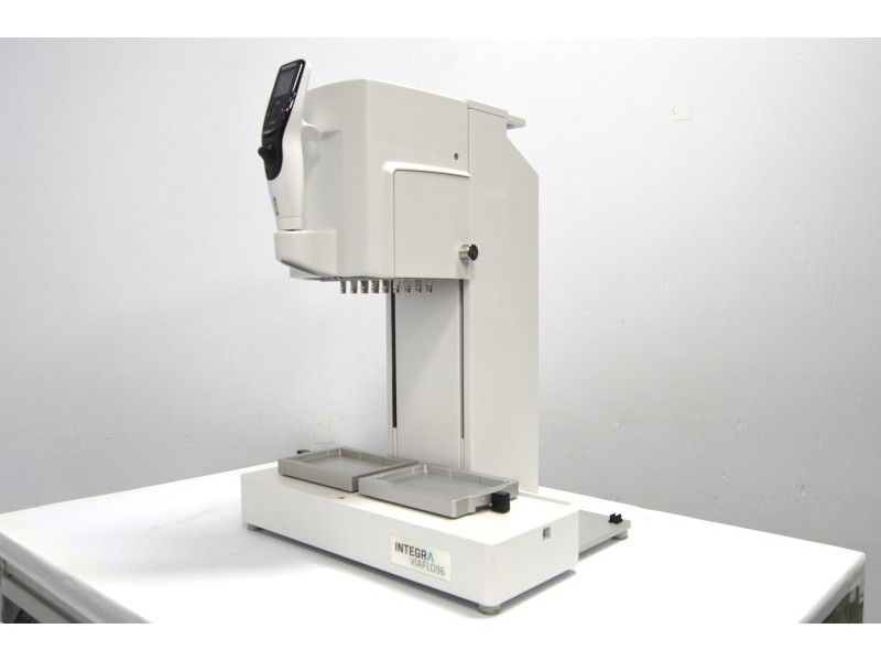 Integra ViaFlo 96 Liquid Electronic Pipetting System w/ 24-channel Head