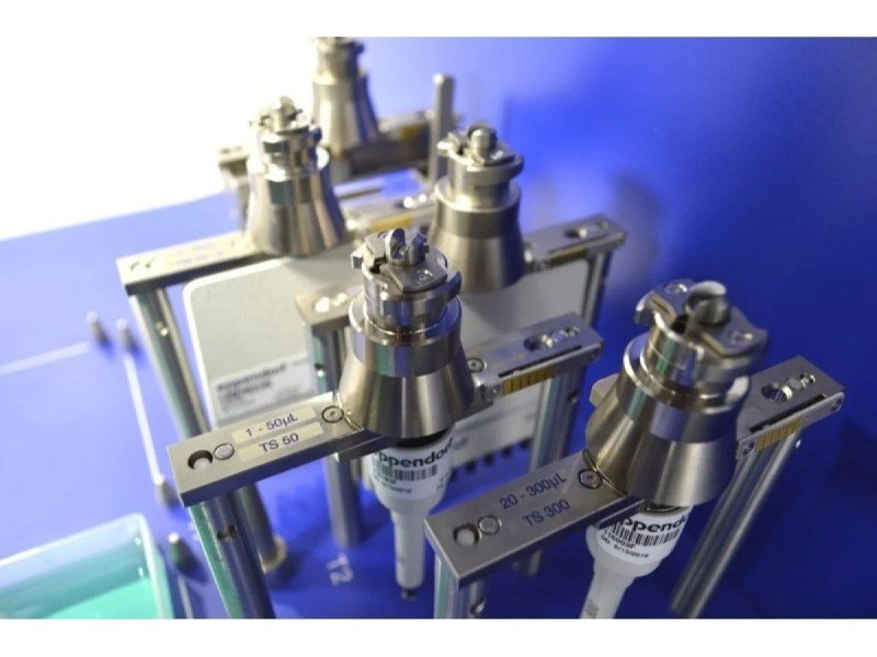 Eppendorf epMotion 5075 Liquid Handler Eppendorf epMotion 5075 Liquid Handler