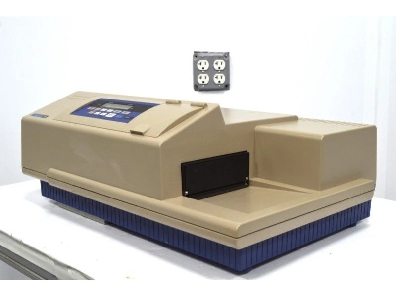 Molecular Devices SpectraMax M5 Multi-Mode Microplate Reader