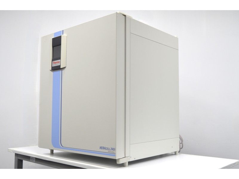 Thermo Scientific HERAcell 240i CO2 Incubator