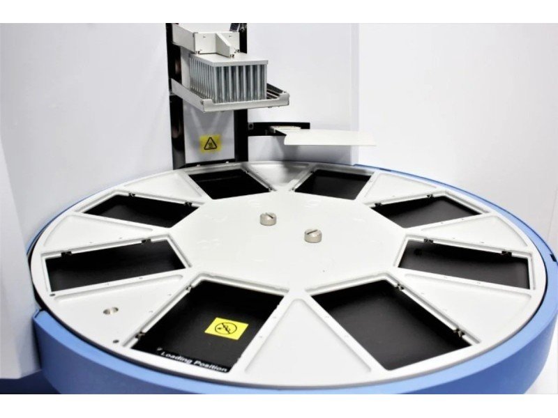 Thermo KingFisher Flex 711 Automated Extraction & Purification System with 96 Well Head