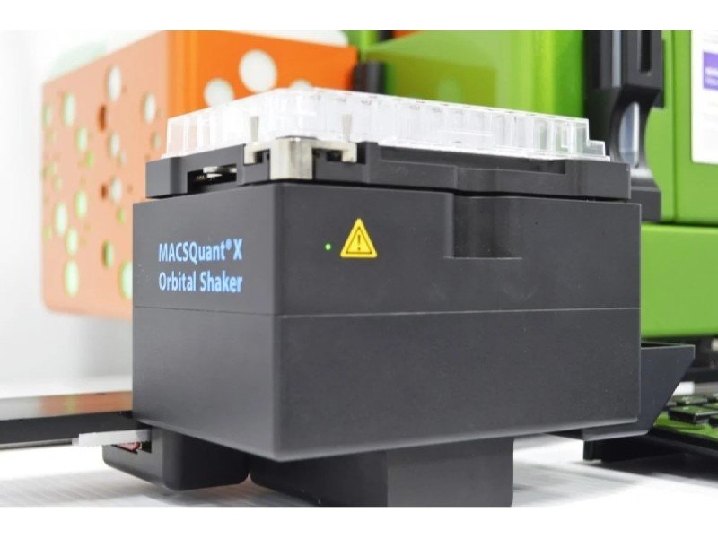 Miltenyi MACSQuant X Analyzer Flow Cytometer (3)Lasers/(8)Colors/ (10)Detectors w/Orbital Shaker & Buffer Supply Station