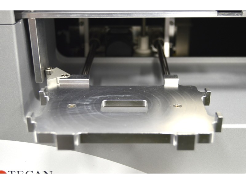 Tecan D300e Digital Microplate Dispenser