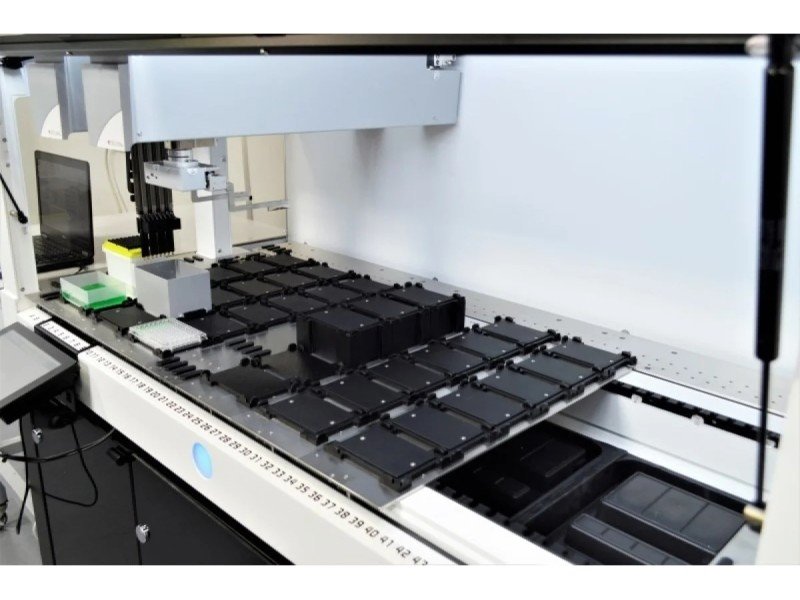 Tecan Fluent 780 Liquid Handler w/ Span-8 Air FCA and RGA Tecan Fluent 780 Liquid Handler w/ Span-8 Air FCA and RGA