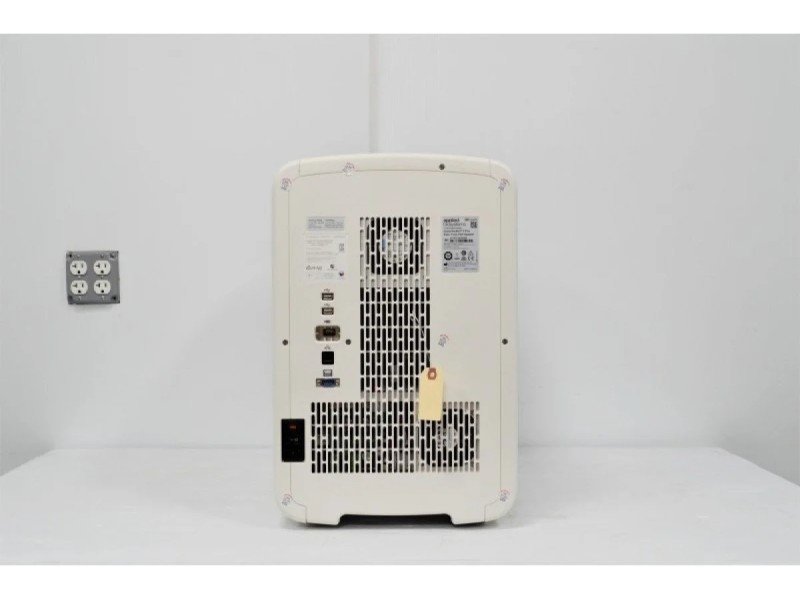 Thermo Scientific Applied Biosystems QuantStudio 7 Pro Real-Time PCR with 96 0.1ml Fast Block