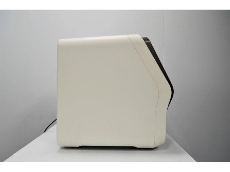 Thermo Scientific Applied Biosystems QuantStudio 7 Pro Real-Time PCR with 96 Well Block