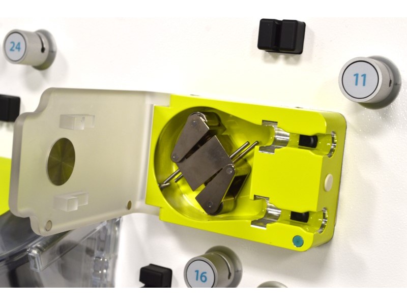 Miltenyi Biotec CliniMACS Prodigy Cell Sorter Unit6