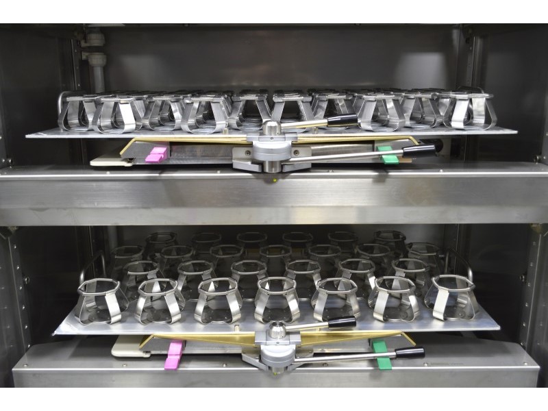 Kuhner ISF4-X Incubating Incubator Shaker with Temperature & Humidity Control