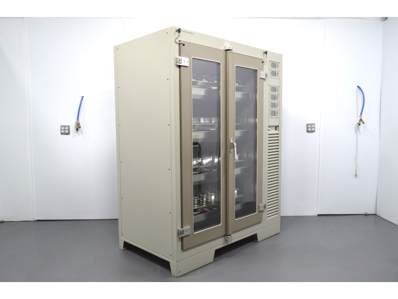 Kuhner ISF4-X Incubating Incubator Shaker with Temperature & Humidity Control