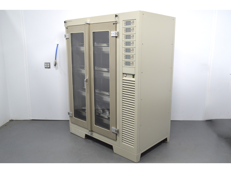Kuhner ISF4-X Incubating Incubator Shaker with Temperature, Humidity & CO2 Control