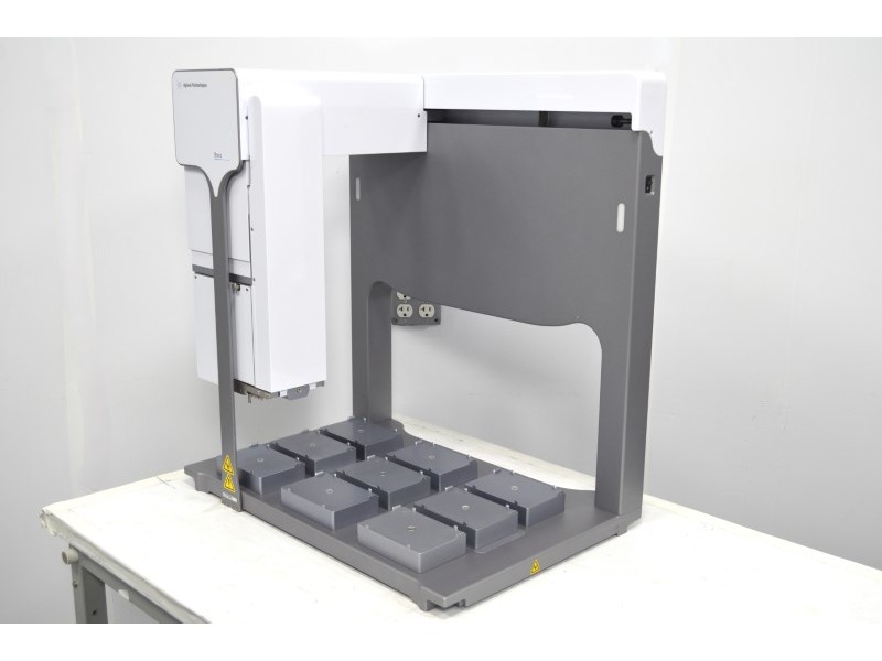Agilent Bravo Liquid Handler w/ 96LT Head, Gripper Unit 6