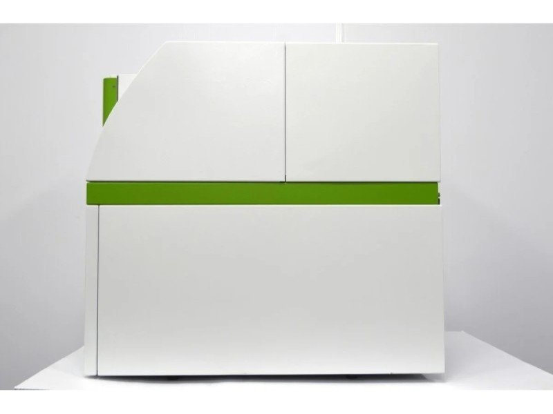 Perkin Elmer Revvity MicroBeta 2 Microplate Counter 2450-0120 with 12 Detectors Unit 2 Perkin Elmer Revvity MicroBeta 2 Microplate Counter 2450-0120 with 12 Detectors Unit 2