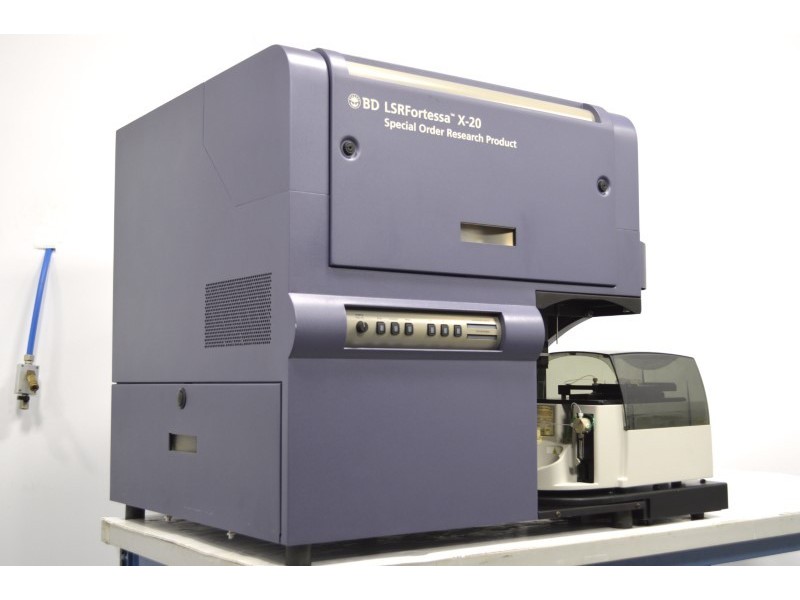 BD LSRFortessa X-20 Cell Analyzer Flow Cytometer (4)Lasers(16)Colors/(18)Detectors w/ HTS Sampler