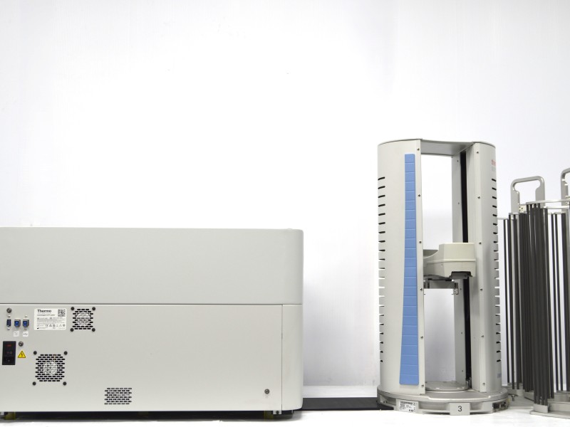 Thermo CellInsight CX7 LZR High Content Confocal Analysis Platform w/ Orbitor RS2 Microplate Mover Pred Pro