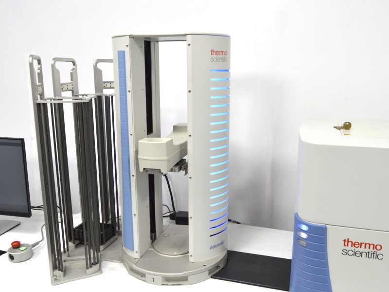 Thermo CellInsight CX7 LZR High Content Confocal Analysis Platform w/ Orbitor RS2 Microplate Mover Pred Pro