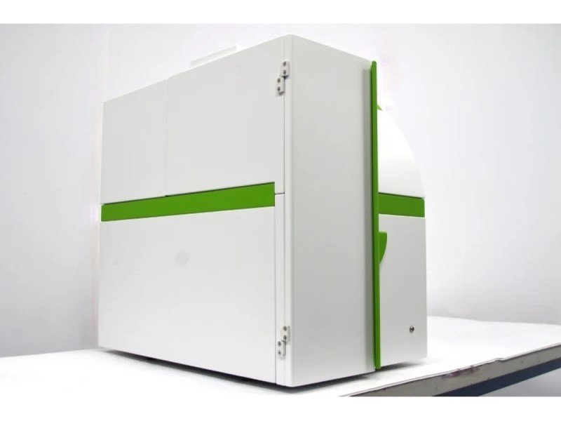 Perkin Elmer Revvity MicroBeta2 Microplate Counter 2450-0060, 6 Detector Model Unit 2