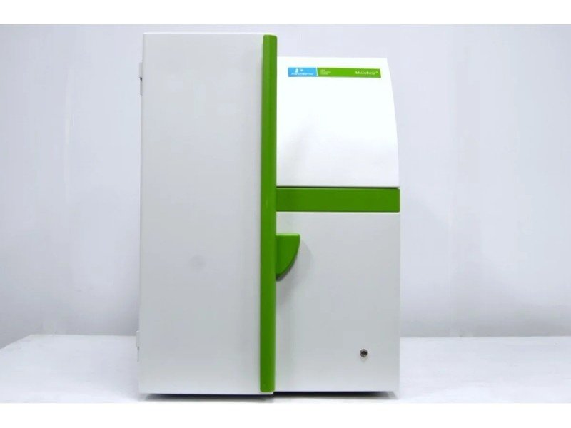 Perkin Elmer Revvity MicroBeta2 Microplate Counter 2450-0060, 6 Detector Model Unit 2