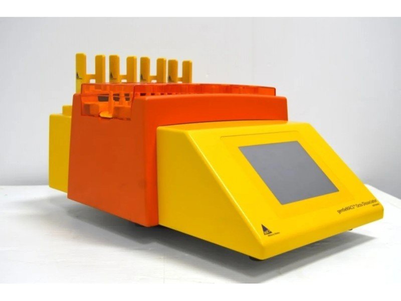 Miltenyi gentleMACS Octo Dissociator with 4 Heaters Unit 2